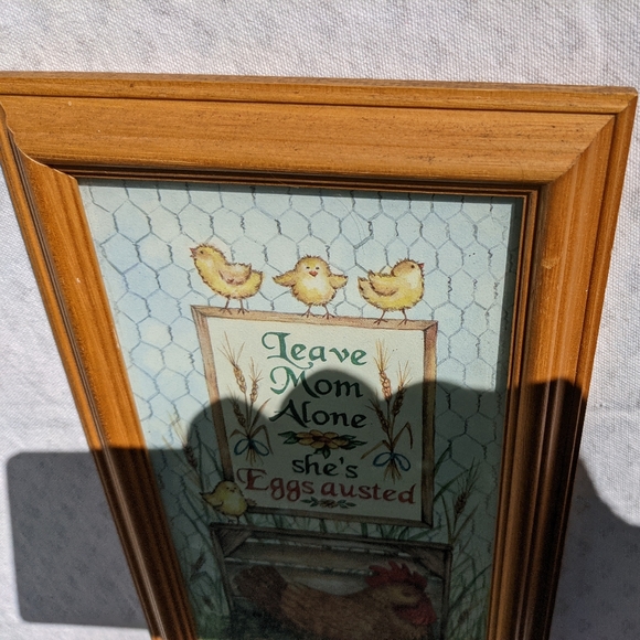 Figi Graphics Chicken Print Leave Mom Alone She's Eggsausted EUC & Fun - Picture 5 of 7